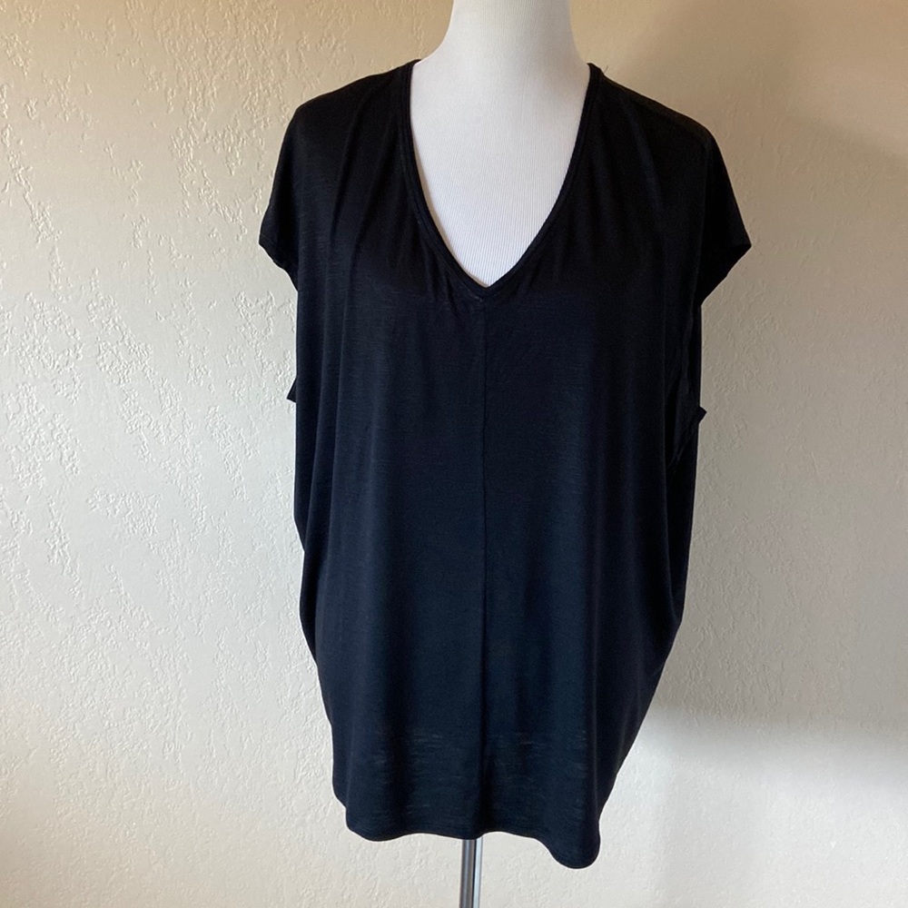 WHBM black top